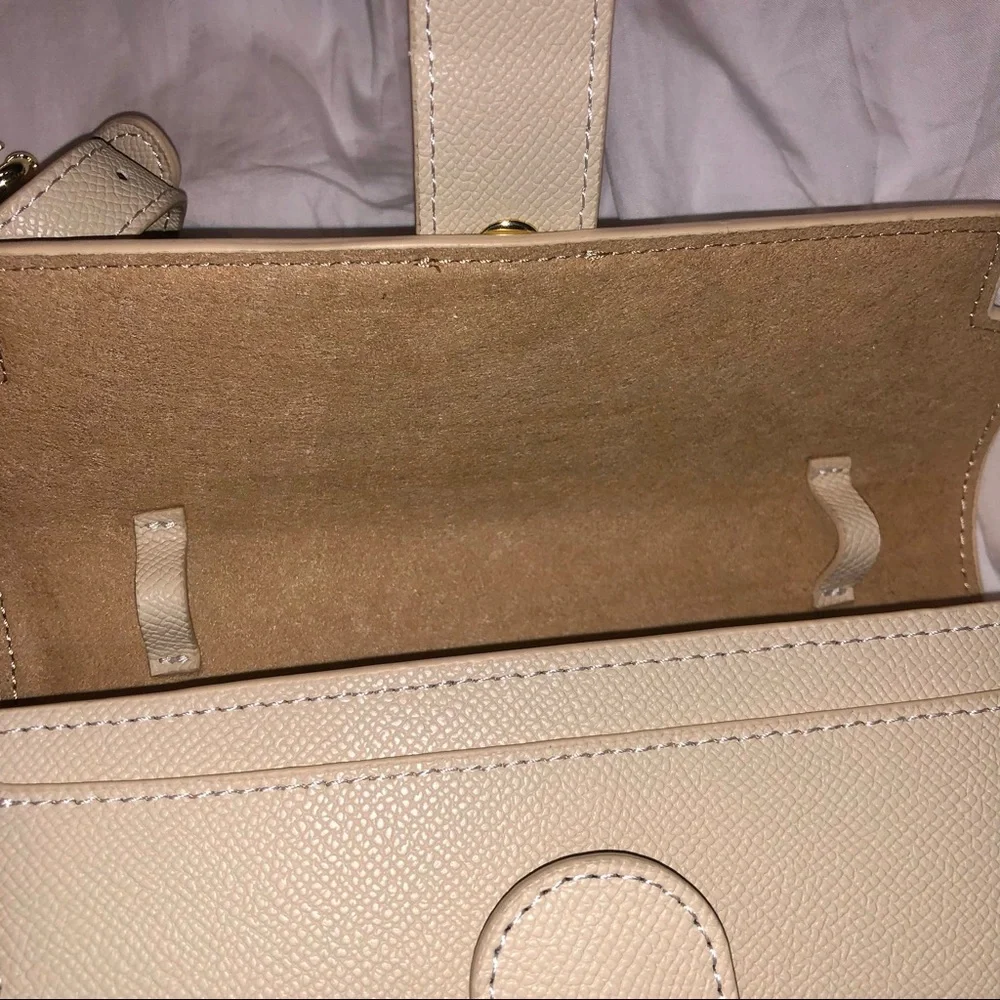 Cream Faux Leather Belt, Sling, Crossbody Bag - Picture 6 of 12